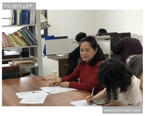 张宁的奋斗历程与成就分享：从普通学生到行业领军人物的成长故事