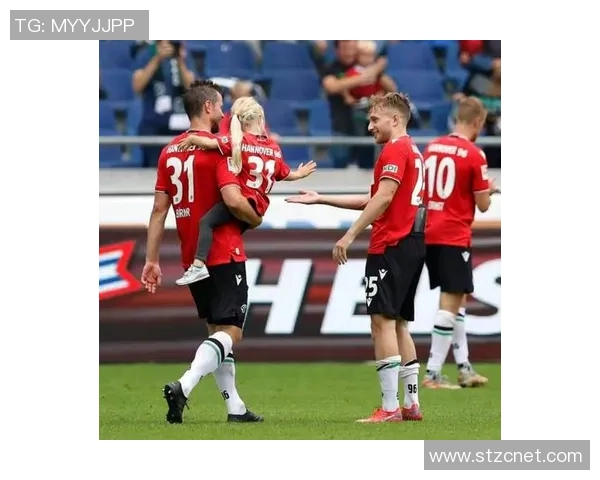 汉诺威与门兴的精彩对决直播全程回顾与精彩瞬间分析