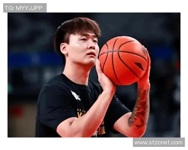 赵睿的成长之路:从青涩新星到篮球赛场的闪耀巨星 赵睿的成长之路:从青涩新星到篮球赛场的闪耀巨星