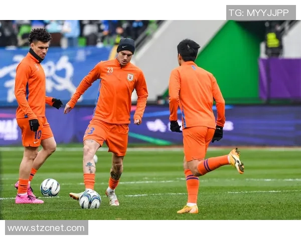 韩国庆南队与山东鲁能队激战正酣谁将赢得这场精彩对决 韩国庆南队与山东鲁能队激战正酣谁将赢得这场精彩对决