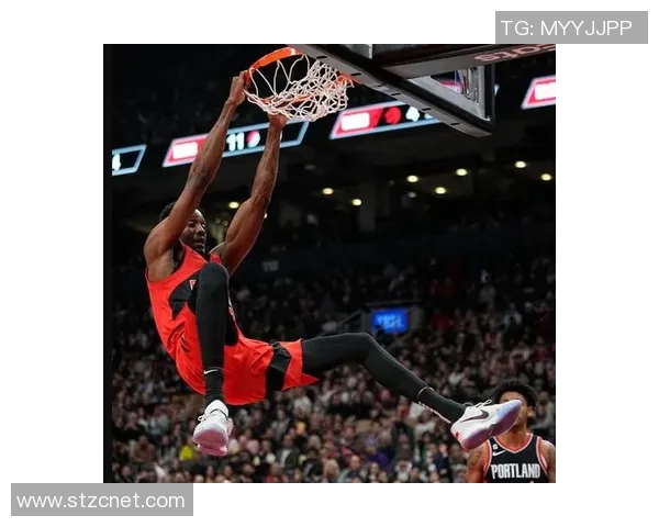 勇士与猛龙激战正酣NBA赛场精彩瞬间回顾与分析